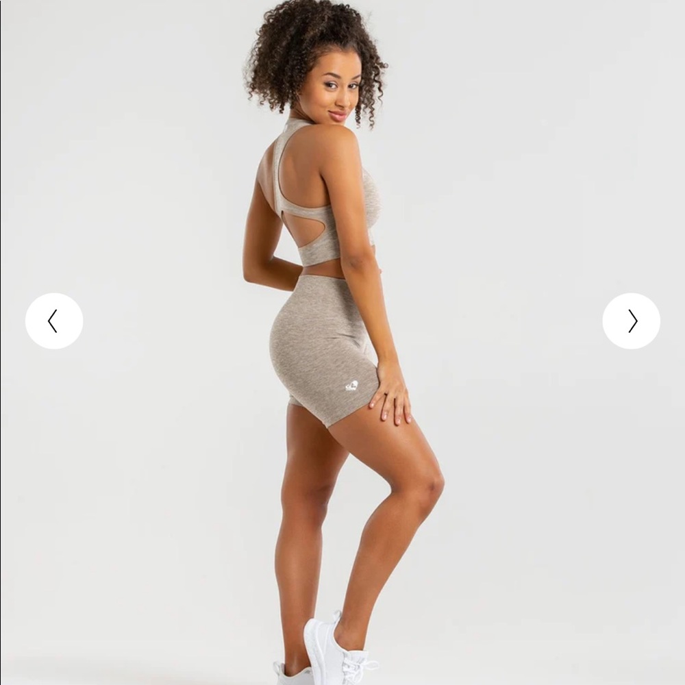 *NEW* Women’s Best set